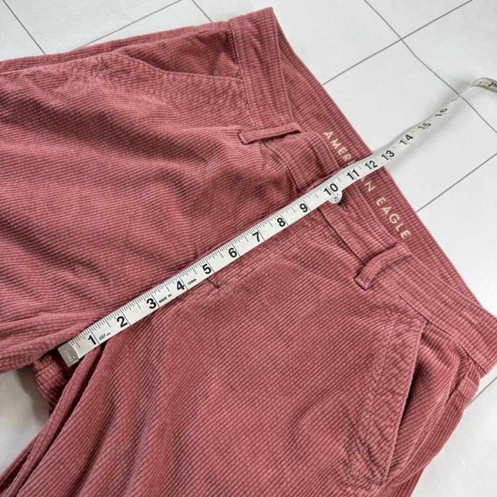 AMERICAN EAGLE  Pink Corduroy Cargo Jeans Sz 8 - Picture 12 of 15